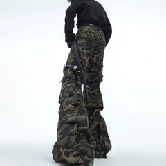 Camouflage Belted Cargo Pants for Men_Back View