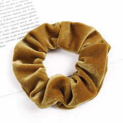 Latte Velvet Scrunchie | Rave Set